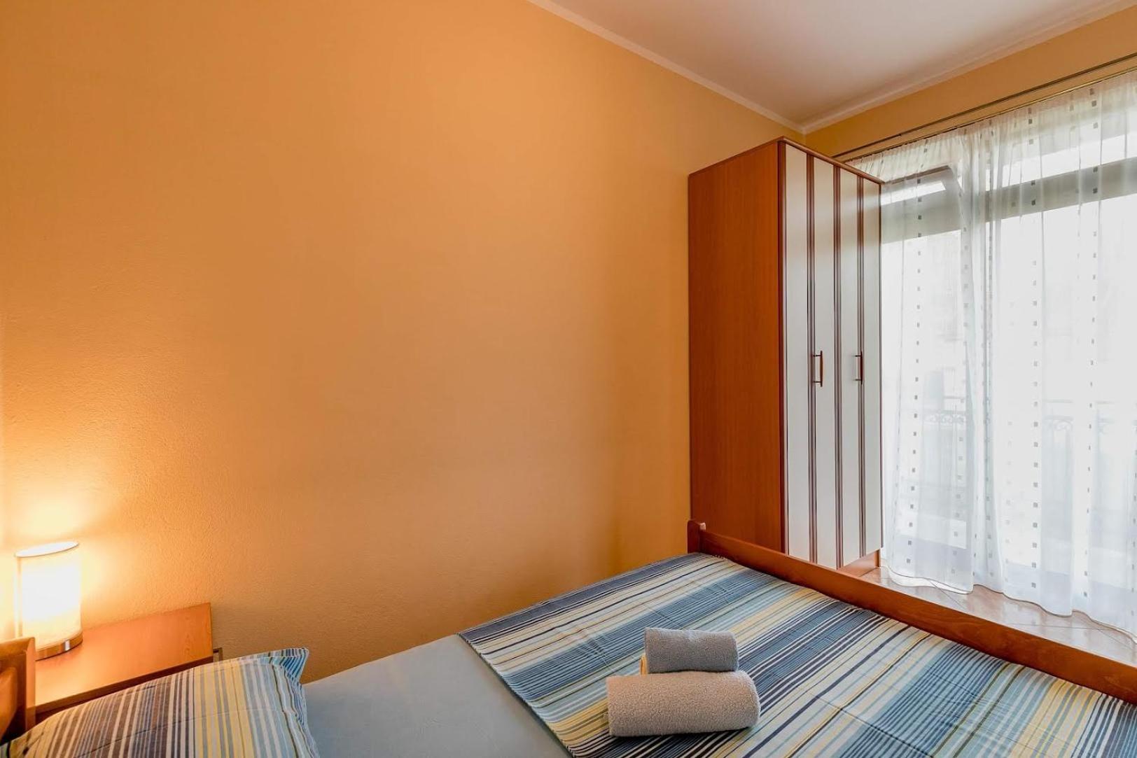 Apartments Gudelj Kamenari Exterior photo